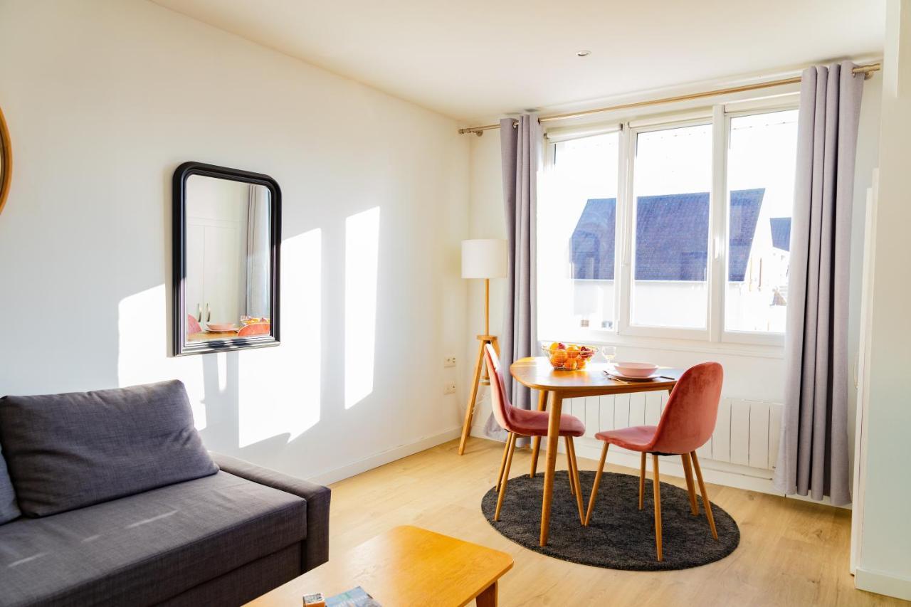 Residence Grand Jardin Attenant Tennis, Mini Golf, Sauna, Petanque 屈克 外观 照片